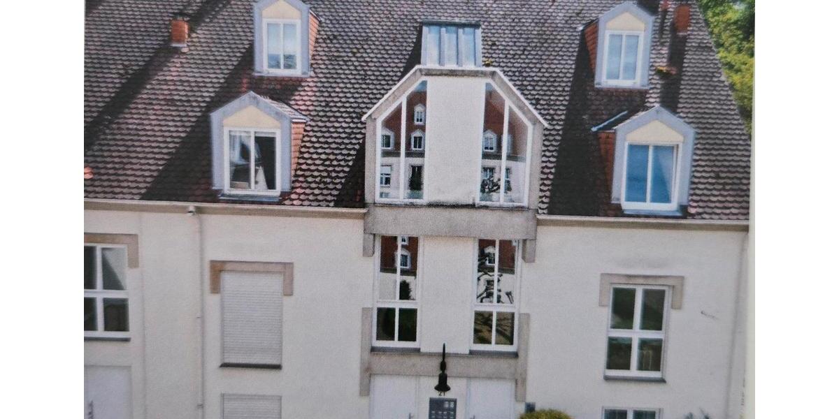 Dachgeschoßwohnung Püttlingen - 2.5 Zimmer, 62 m&sup2;, 780&euro; | Angebot:26050558