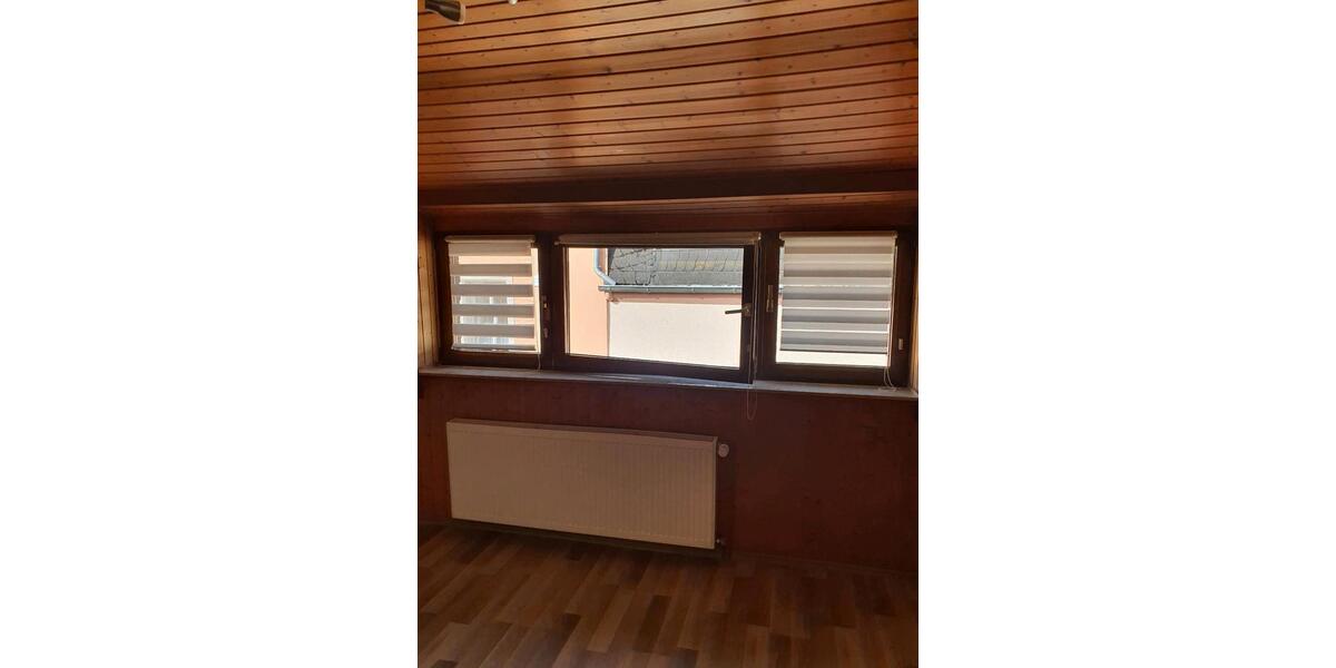 Einfamilienhaus Trier Feyen-Weismark - 3 Zimmer, 100 m&sup2;, 950&euro; | Angebot:26032816