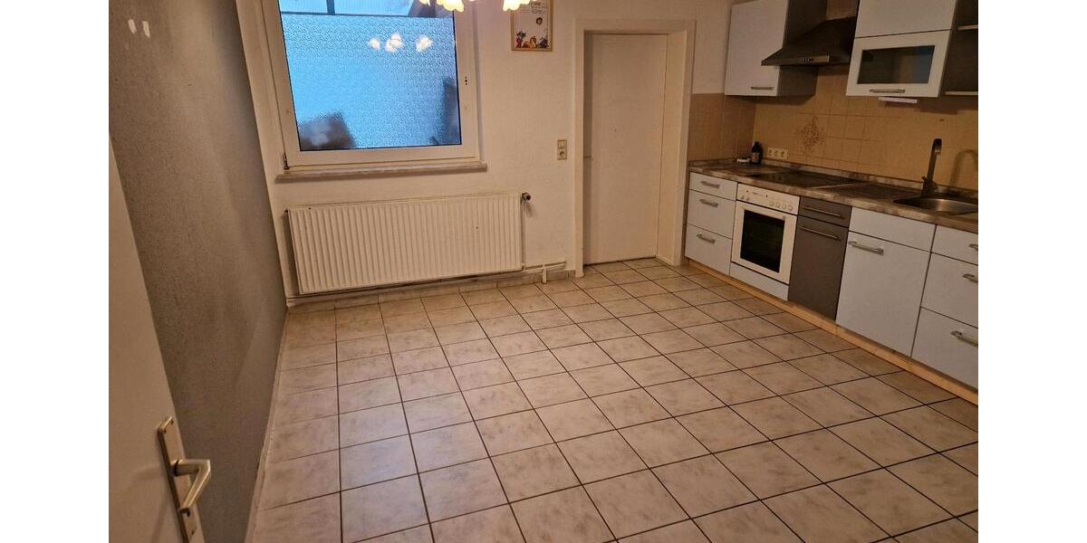 Maisonettenwohnung Lüder - 4 Zimmer, 100 m&sup2;, 700&euro; | Angebot:24764064