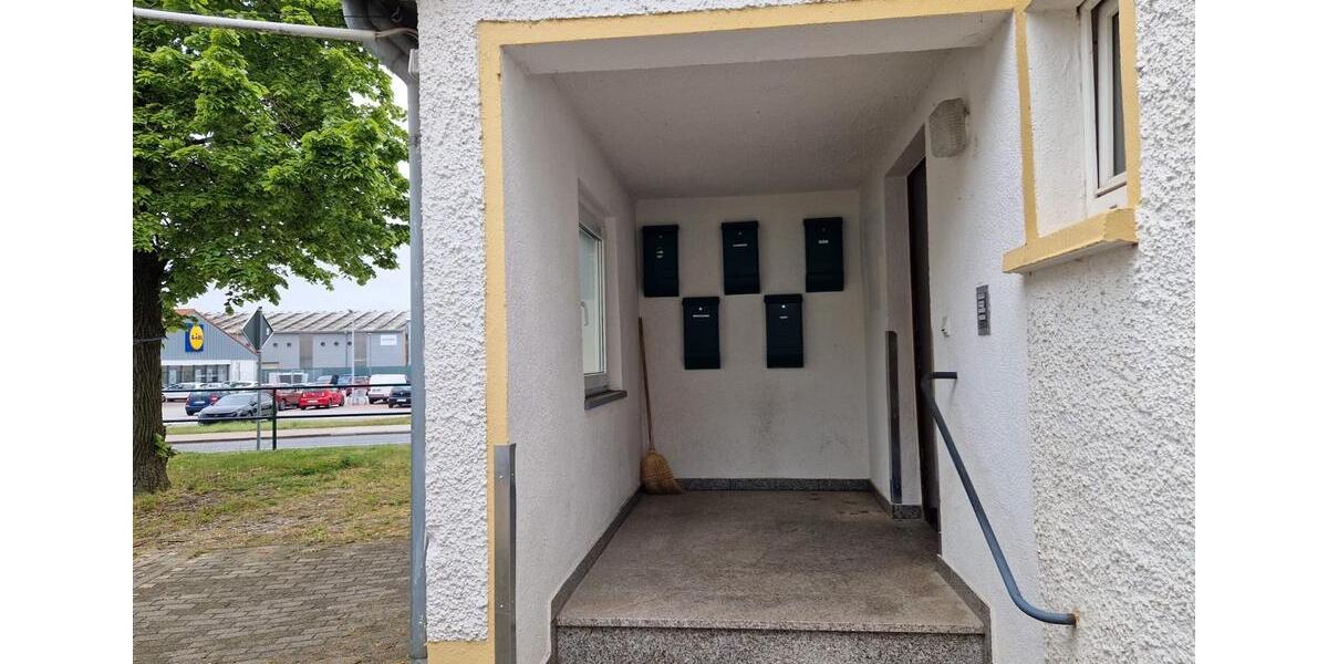 Erdgeschoßwohnung Frohburg - 2 Zimmer, 55 m&sup2;, 327&euro; | Angebot:26453395