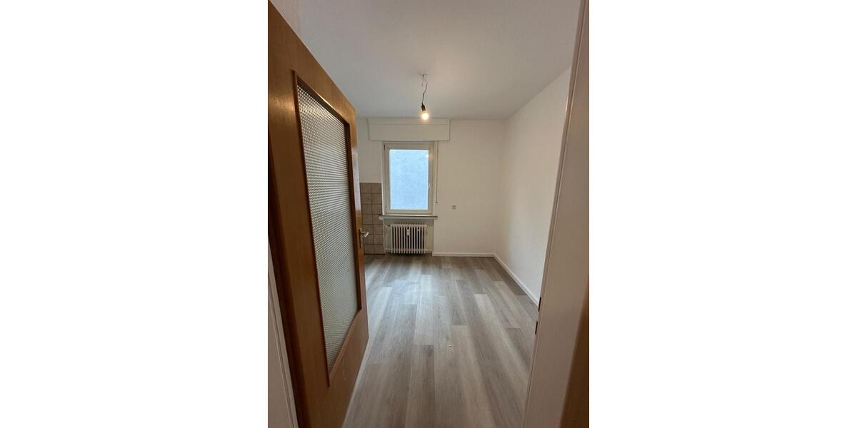 Dachgeschoßwohnung Gummersbach Hepel - 4 Zimmer, 94 m&sup2;, 622&euro; | Angebot:26561740
