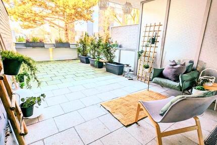 möblierte Wohnunge mit riesiger Terrasse, All Inklusive- 1350 € 1 zimmer