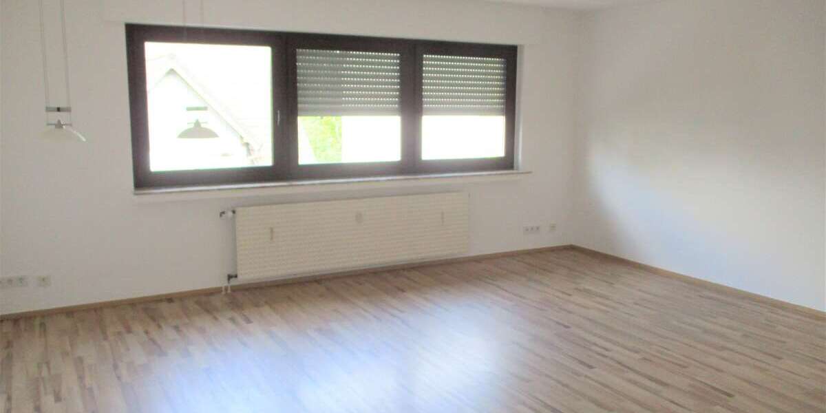 Etagenwohnung Niederkassel - 3 Zimmer, 83 m&sup2;, 1.050&euro; | Angebot:26164698