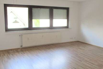 Wohnung Niederkassel - 3 Zimmer, 83 m&sup2;, 1.050&euro; | Angebot:26164698