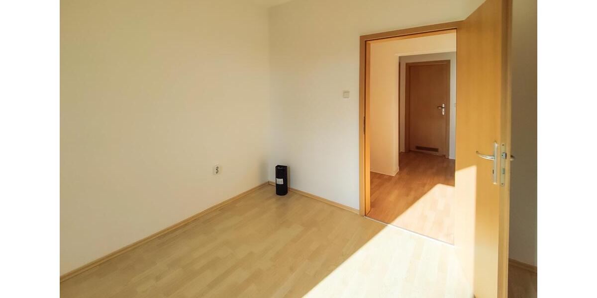 Etagenwohnung Jänschwalde Kolonie - 3 Zimmer, 65 m&sup2;, 325&euro; | Angebot:25838366