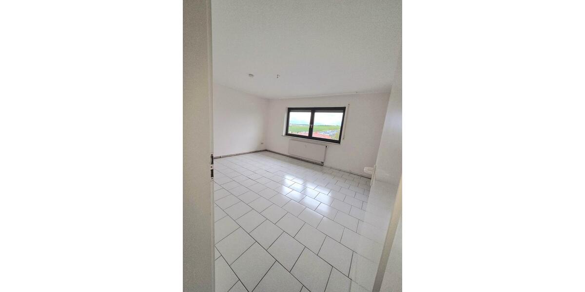Erdgeschoßwohnung Waldbrunn - 3 Zimmer, 110 m&sup2;, 980&euro; | Angebot:26638633