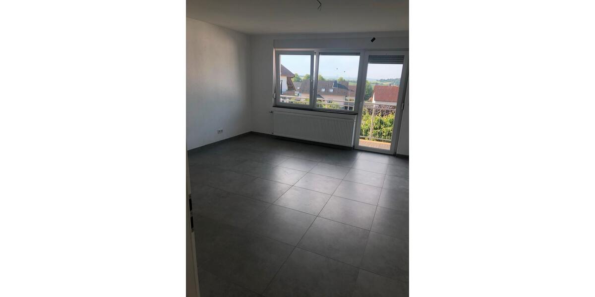 Etagenwohnung Hadamar - 3 Zimmer, 100 m&sup2;, 1.250&euro; | Angebot:25987636