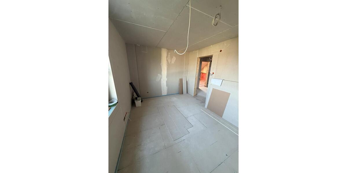 Doppelhaushälfte Ehrenkirchen - 2 Zimmer, 125 m&sup2;, 2.300&euro; | Angebot:26264094