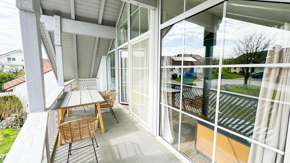 Dachgeschoßwohnung Haarbach - 2.5 Zimmer, 80 m&sup2;, 950&euro; | Angebot:26036093