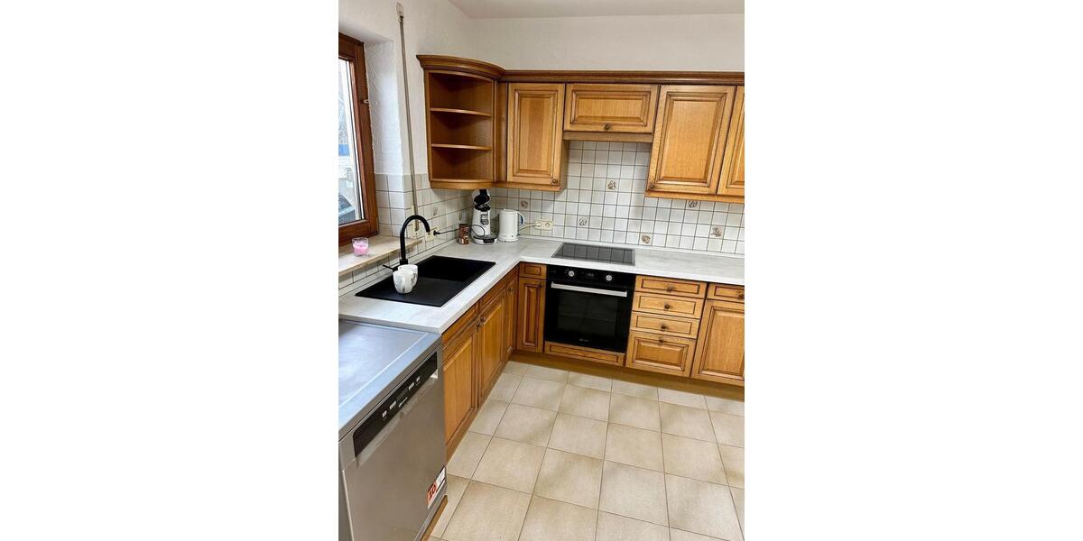 Erdgeschoßwohnung Aichtal - 3.5 Zimmer, 150 m&sup2;, 2.500&euro; | Angebot:24819324