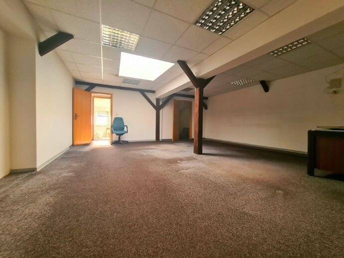 Gewerbeobjekt Köthen - 4 Zimmer, 130 m&sup2;, 500&euro; | Angebot:25728166