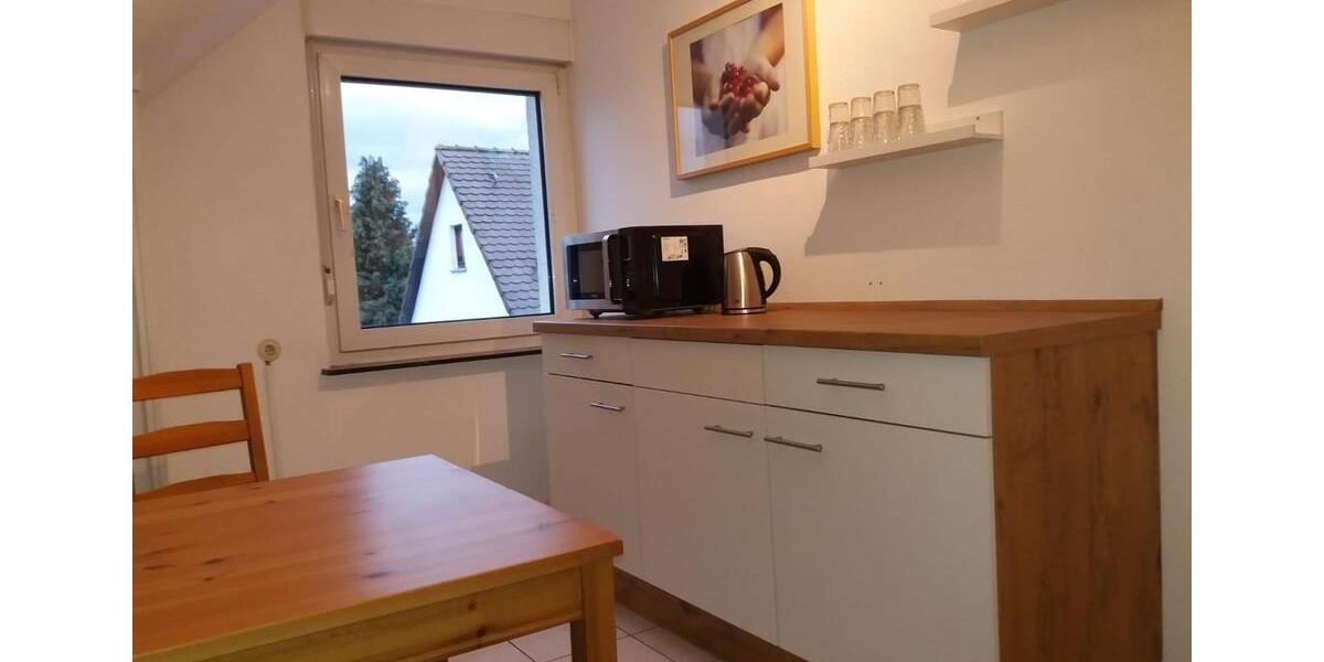 Wohnen auf Zeit Kassel Niederzwehren - 1 Zimmer, 17 m&sup2;, 300&euro; | Angebot:24842292