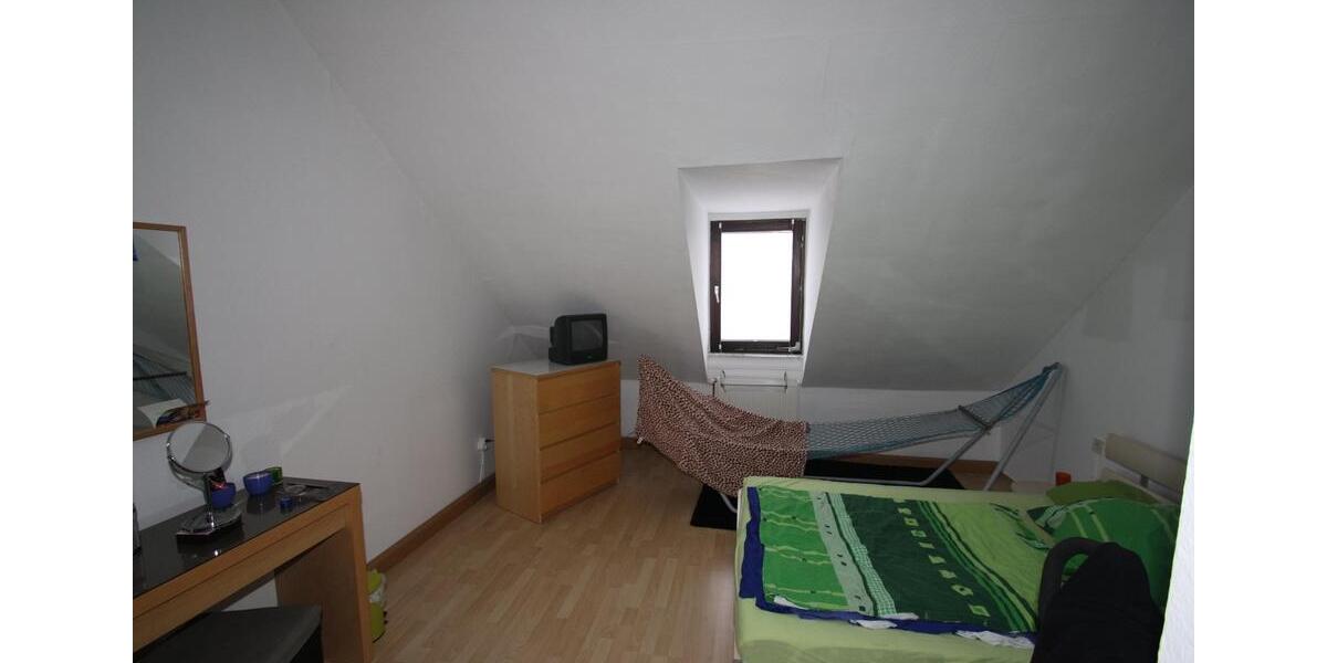 Dachgeschoßwohnung Saarbrücken St. Arnual - 2 Zimmer, 70 m&sup2;, 520&euro; | Angebot:26475725