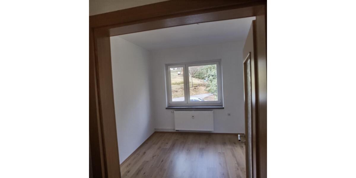 Etagenwohnung Bobritzsch-Hilbersdorf Hilbersdorf - 6 Zimmer, 142 m&sup2;, 700&euro; | Angebot:26476083
