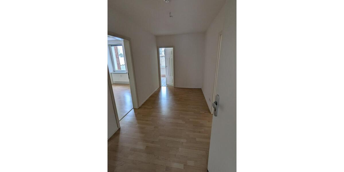 4-Zimmer-Erdgeschosswohnung in zentraler Lage von Lübeck 4 zimmer