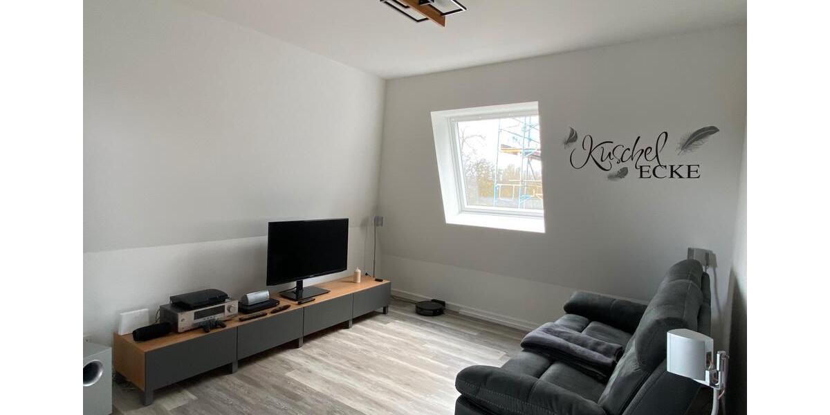 Dachgeschoßwohnung Wesel Bislich - 3 Zimmer, 85 m&sup2;, 900&euro; | Angebot:25967643