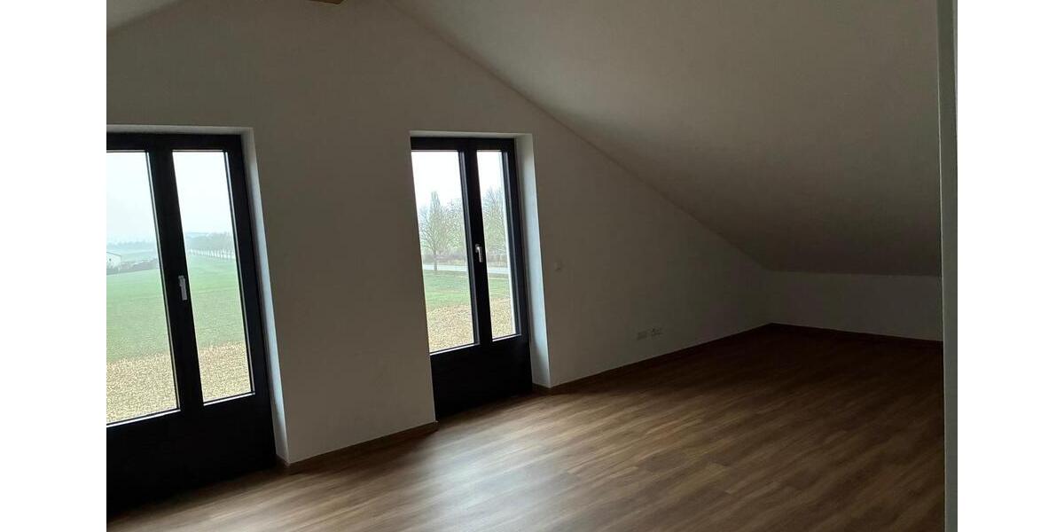 Maisonettenwohnung Kelheim - 4 Zimmer, 120 m&sup2;, 1.670&euro; | Angebot:25641017