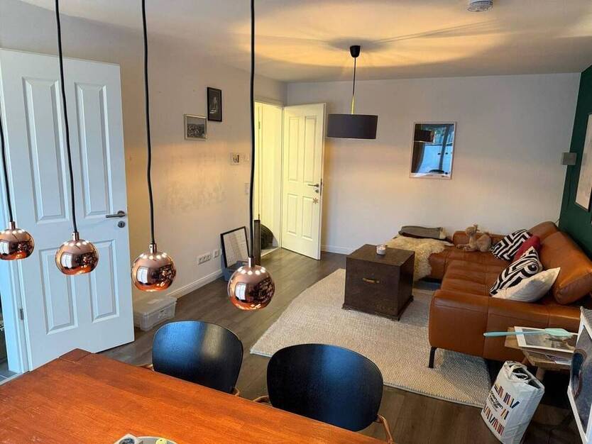 Neuwertige 3-Zimmer-Wohnung mit Balkon und Gartenanteil