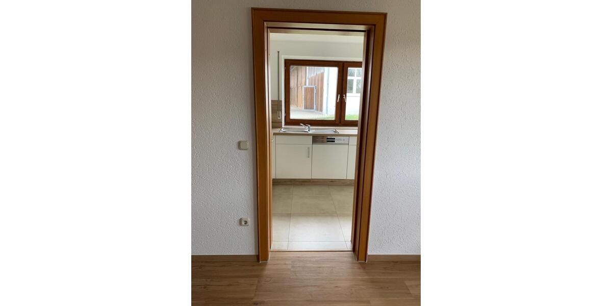 Einfamilienhaus Straßkirchen - 9 Zimmer, 221 m&sup2;, 1.950&euro; | Angebot:26617779