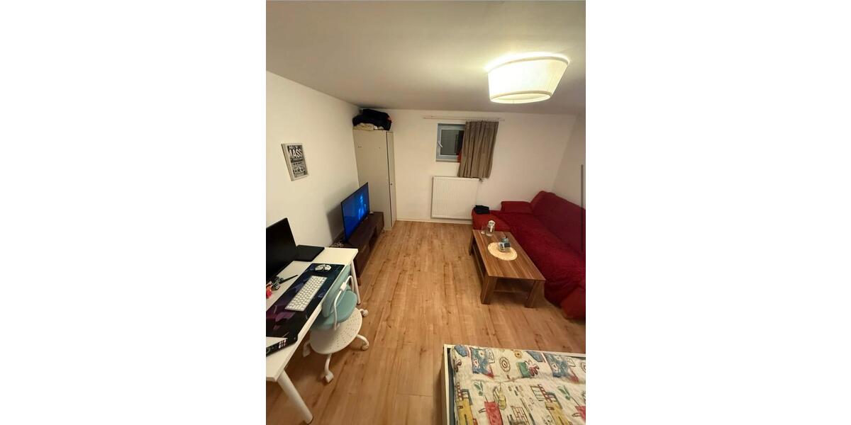 Erdgeschoßwohnung Kiel Gaarden-Ost - 1 Zimmer, 20 m&sup2;, 450&euro; | Angebot:25165521