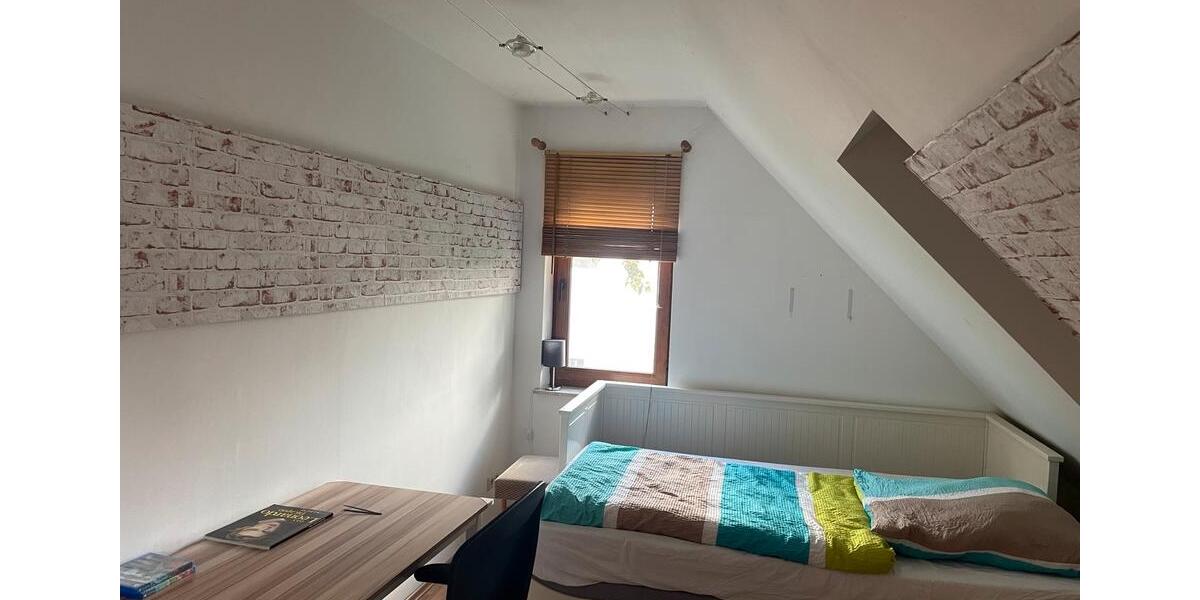 Wohnen auf Zeit Steinhöfel - 15 Zimmer, 18 m&sup2;, 350&euro; | Angebot:25757048