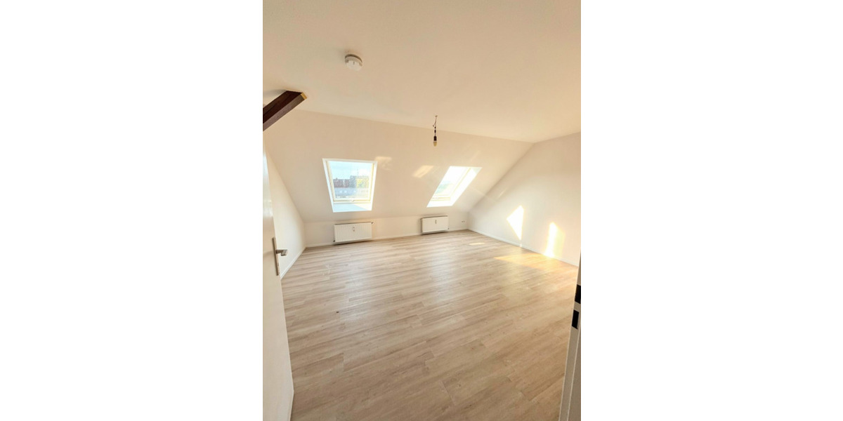 Dachgeschoßwohnung Hannover Vahrenwald-List - 3 Zimmer, 73 m&sup2;, 870&euro; | Angebot:25721761
