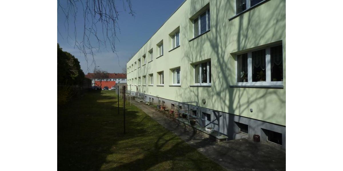 Etagenwohnung Staßfurt - 4 Zimmer, 66 m&sup2;, 430&euro; | Angebot:25329437