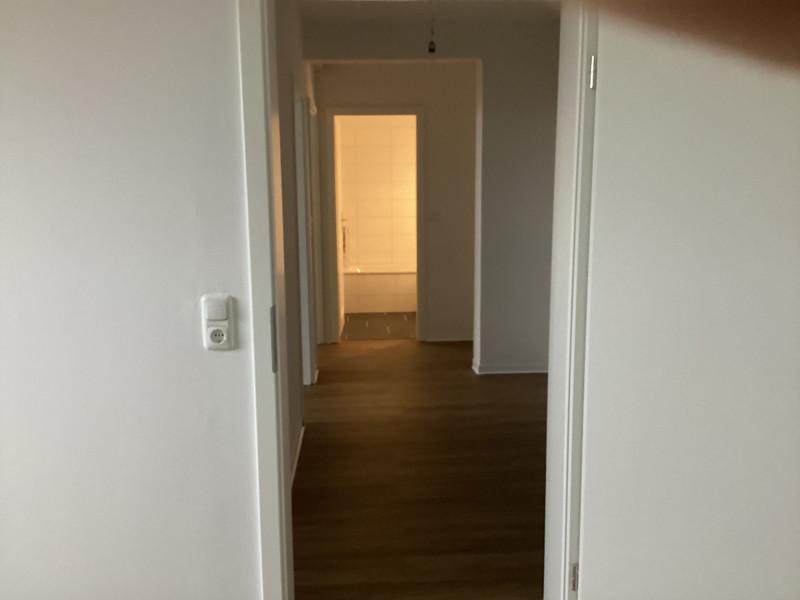 Tolle Aussicht: Helle großzügige 3-Zimmerwohnung zimmer