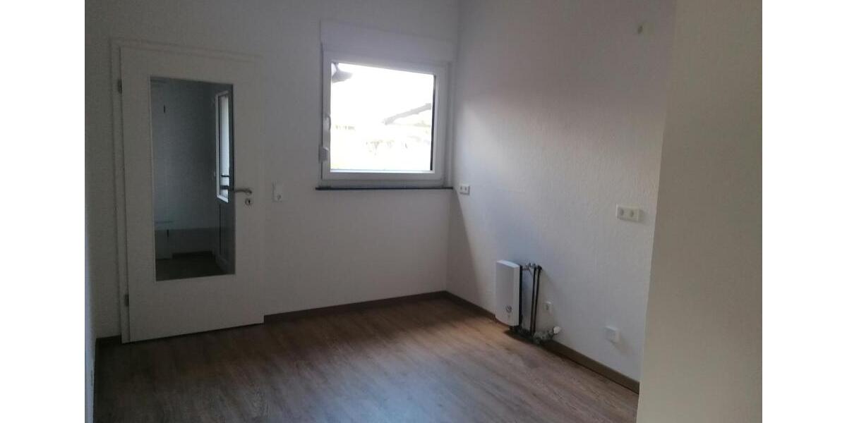 Erdgeschoßwohnung Rhauderfehn - 3 Zimmer, 90 m&sup2;, 695&euro; | Angebot:25930733