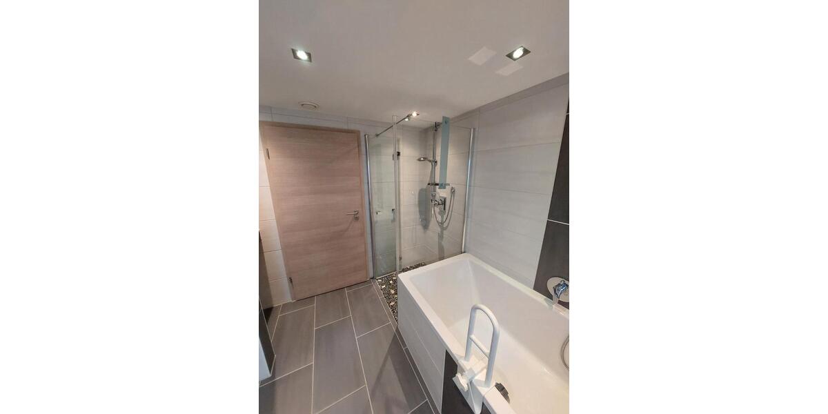 Dachgeschoßwohnung Friedberg - 3 Zimmer, 85 m&sup2;, 1.490&euro; | Angebot:26256525