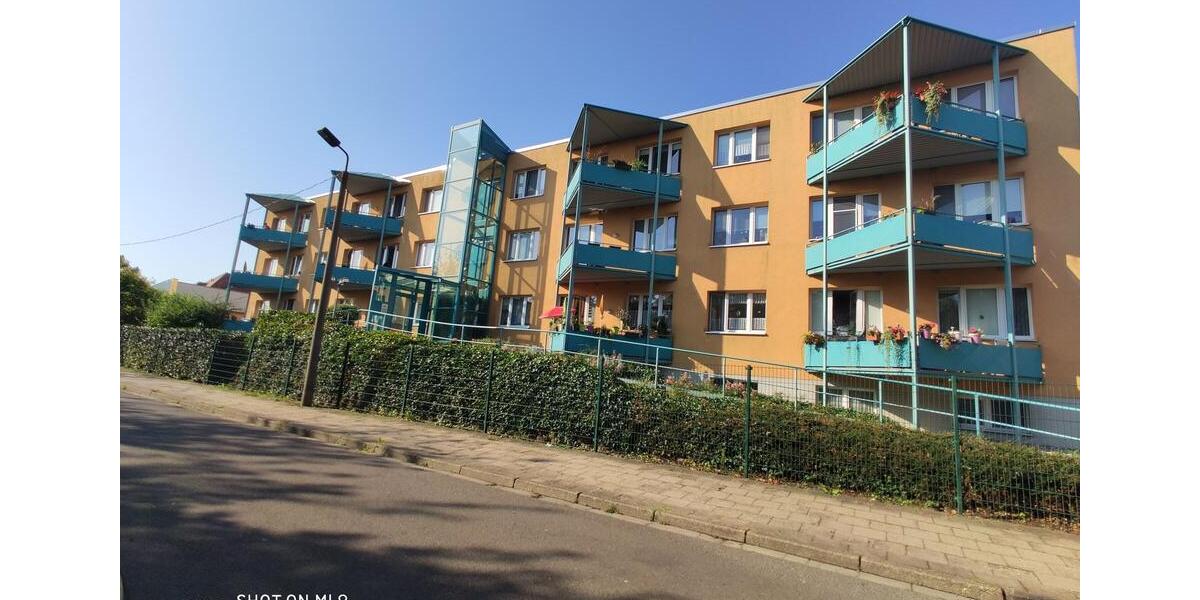 Etagenwohnung Bitterfeld-Wolfen Bitterfeld - 2 Zimmer, 60 m&sup2;, 495&euro; | Angebot:26487349