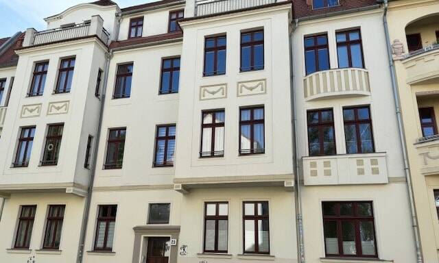 Etagenwohnung Magdeburg Stadtfeld Ost - 4 Zimmer, 95 m&sup2;, 810&euro; | Angebot:25780728
