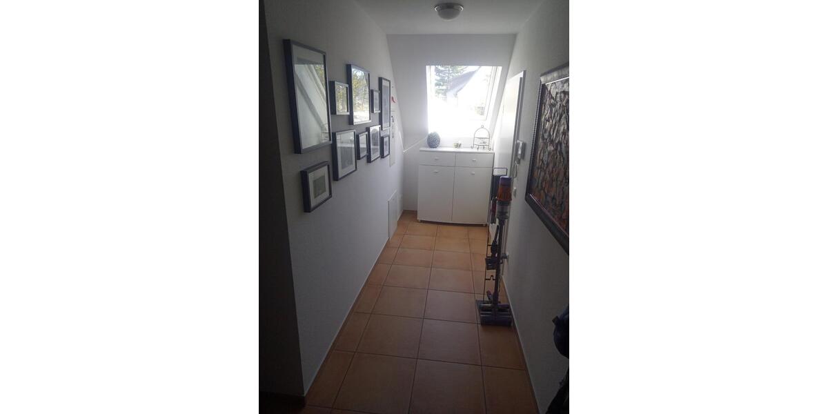 Dachgeschoßwohnung Runkel - 3 Zimmer, 105 m&sup2;, 1.365&euro; | Angebot:26041308