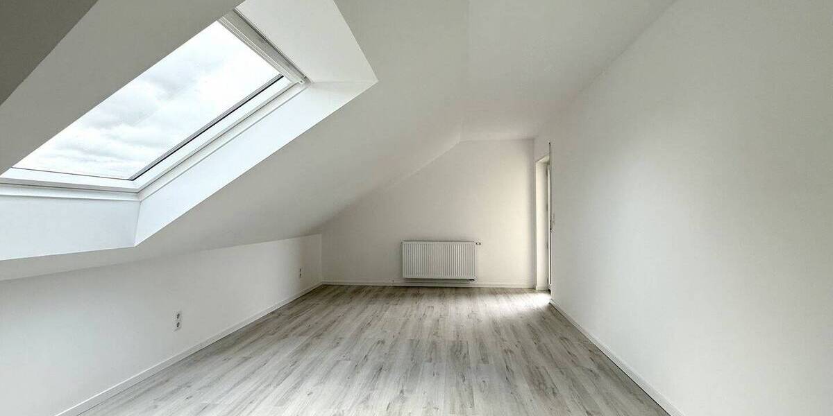 Etagenwohnung Kürnbach - 4 Zimmer, 120 m&sup2;, 1.175&euro; | Angebot:26291814