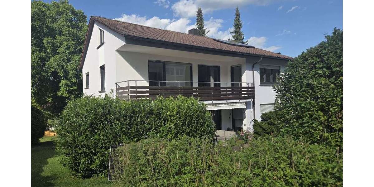 Etagenwohnung Tuttlingen - 3.5 Zimmer, 102 m&sup2;, 850&euro; | Angebot:26986509