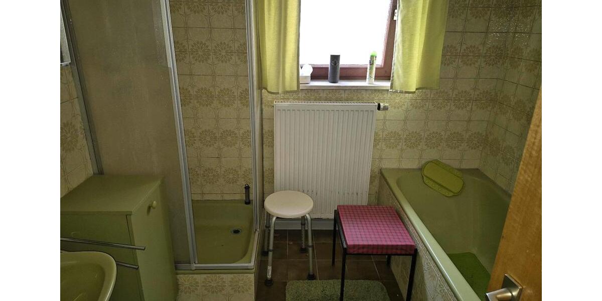 Erdgeschoßwohnung Konnersreuth - 3 Zimmer, 129 m&sup2;, 750&euro; | Angebot:25907825