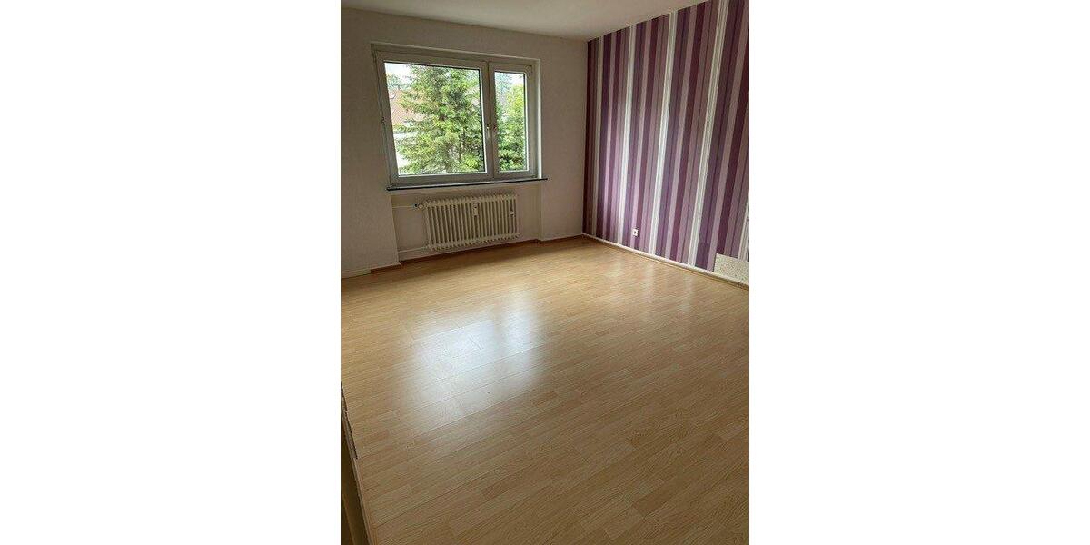 Etagenwohnung Wuppertal Gemarkung Vohwinkel - 2 Zimmer, 60 m&sup2;, 415&euro; | Angebot:26676302