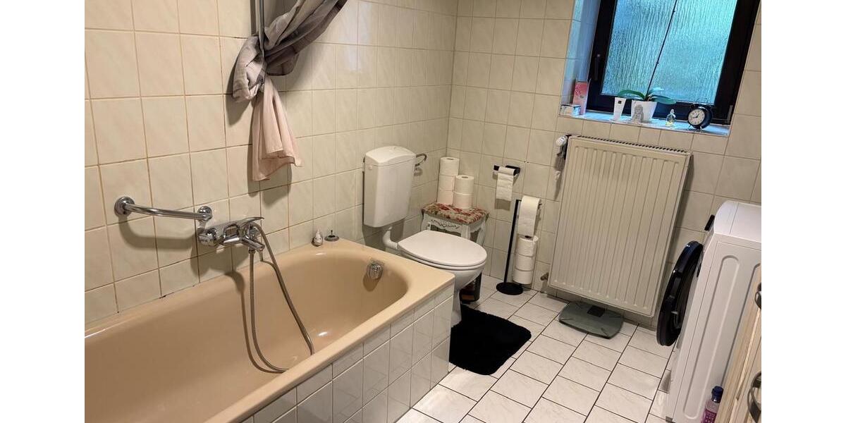 Erdgeschoßwohnung Breitenbach - 4 Zimmer, 120 m&sup2;, 700&euro; | Angebot:26168835