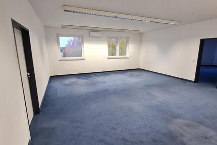 2 zusammenhängende Büroräume mit Klimaanlage im Nobel Business Center ab Januar 2026 zimmer