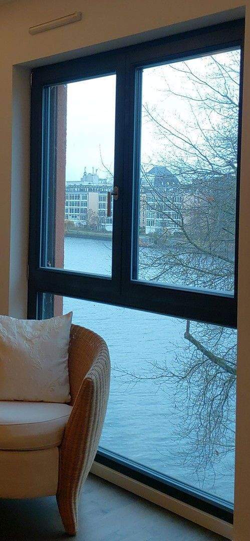 3 Zi. Möblierte Wohnung,private Sauna,TG,Wallbox, direkt an der Spree in BerlinKöpenick 3 zimmer