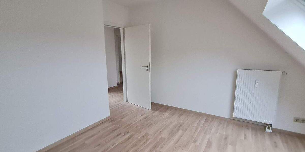 Großzügig Wohnen über 2 Etagen in Riegelsberg 5 zimmer