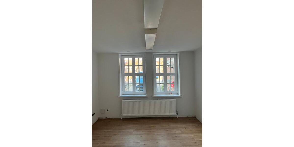 Reihenhaus Stade - 7 Zimmer, 152 m&sup2;, 1.824&euro; | Angebot:25648339