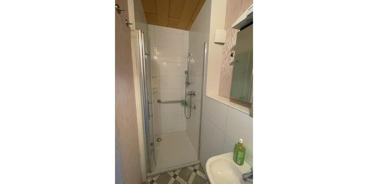 Etagenwohnung Wasungen - 3 Zimmer, 90 m&sup2;, 550&euro; | Angebot:24240111