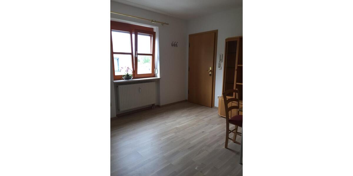 Dachgeschoßwohnung München Schwabing-Freimann - 1 Zimmer, 20 m&sup2;, 600&euro; | Angebot:26635814