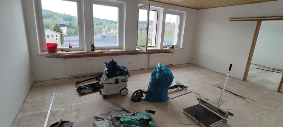 Etagenwohnung Geyer - 3 Zimmer, 93 m&sup2;, 520&euro; | Angebot:24732432