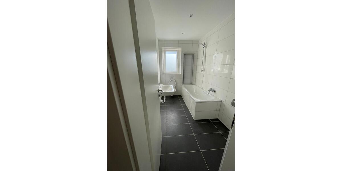 Erdgeschoßwohnung Gründau - 3 Zimmer, 63 m&sup2;, 855&euro; | Angebot:26679451
