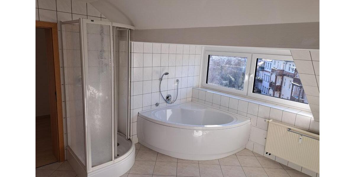 Dachgeschoßwohnung Bautzen - 3 Zimmer, 88 m&sup2;, 528&euro; | Angebot:24680367