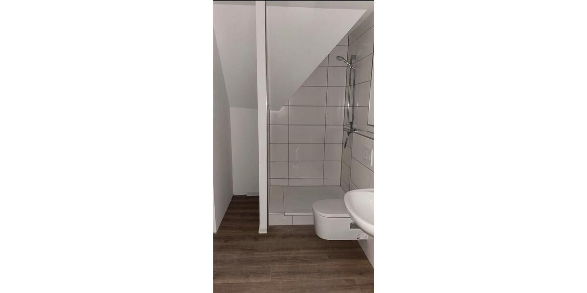 Dachgeschoßwohnung Bous - 4 Zimmer, 130 m&sup2;, 890&euro; | Angebot:24826041