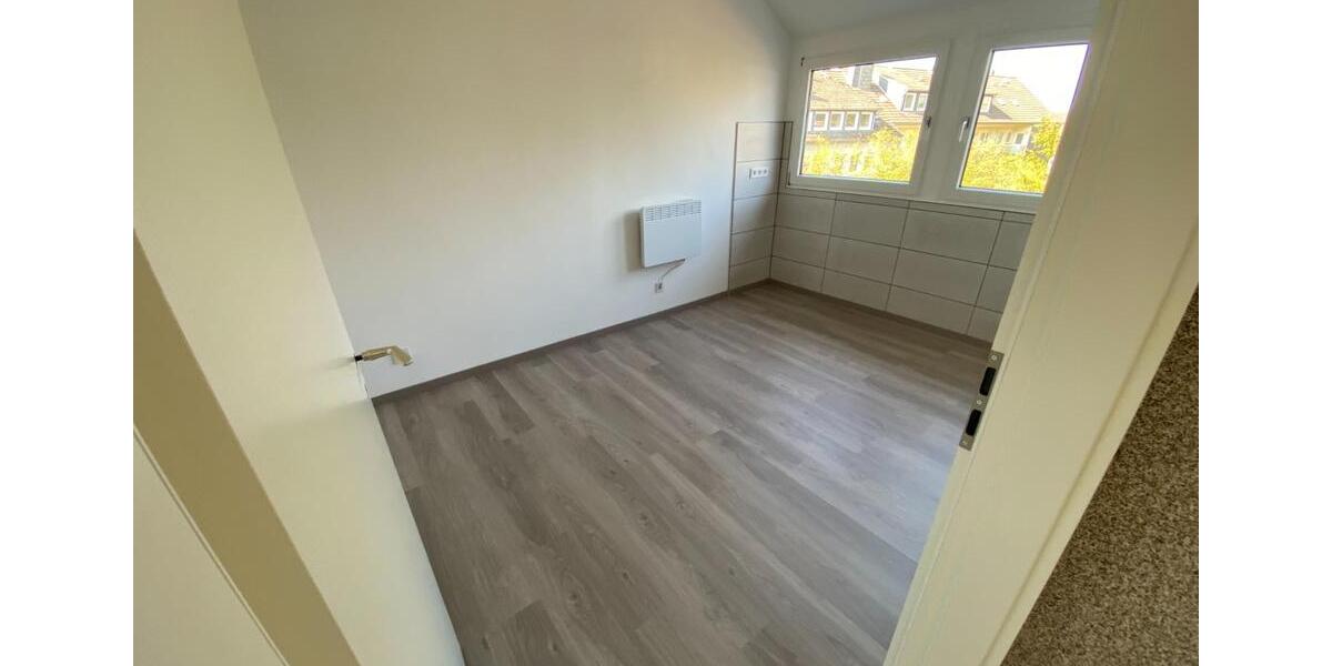 Etagenwohnung Radevormwald - 2 Zimmer, 40 m&sup2;, 420&euro; | Angebot:24755011