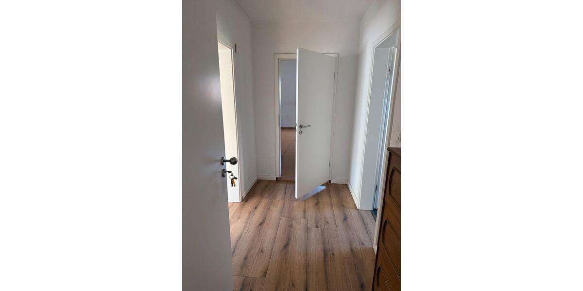 Hochparterre Bad Wünnenberg - 3 Zimmer, 75 m&sup2;, 870&euro; | Angebot:26294647